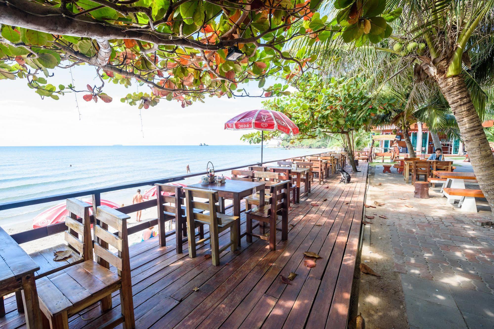 Baansuan Aokhai Beach Resort 매핌 외부 사진
