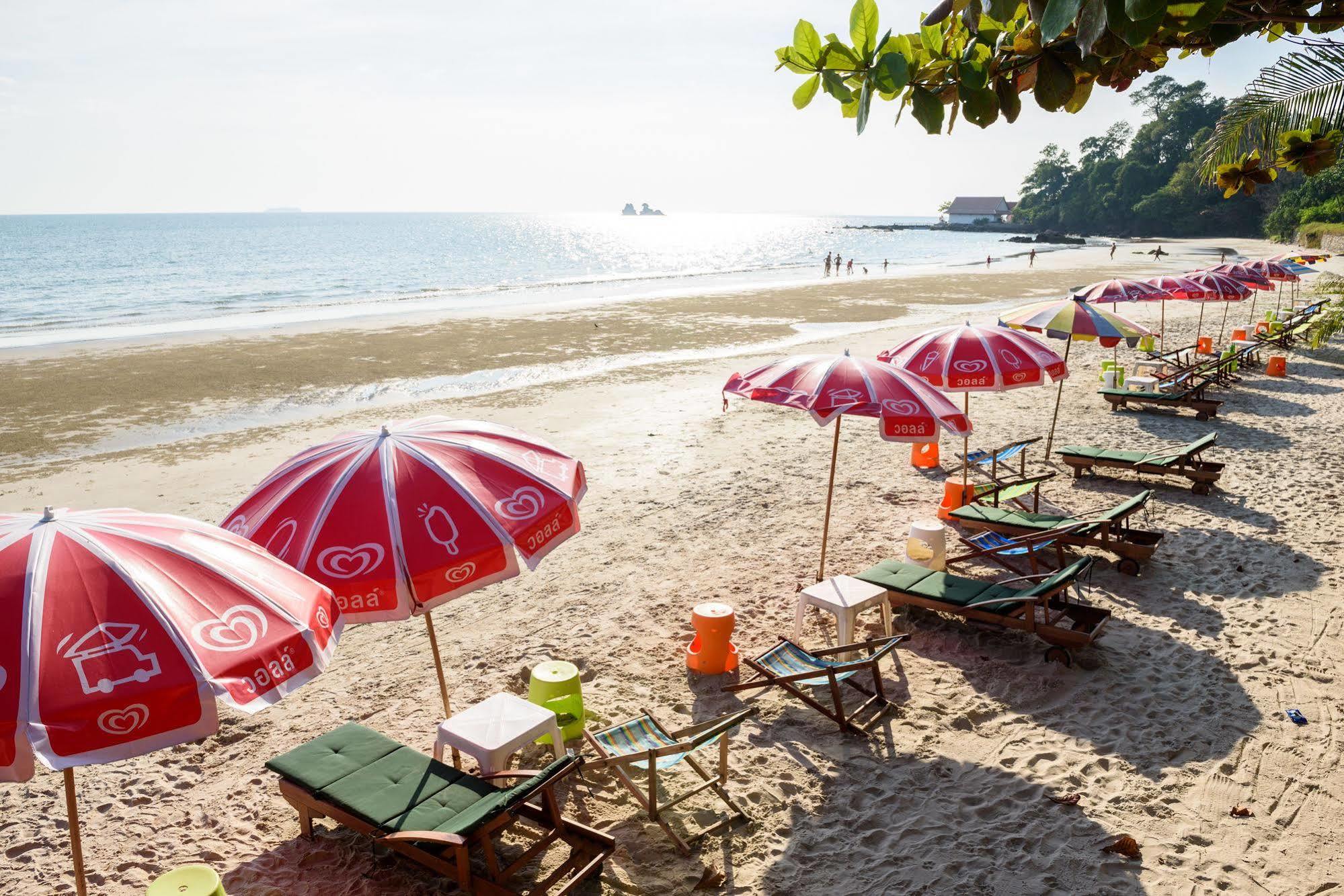 Baansuan Aokhai Beach Resort 매핌 외부 사진